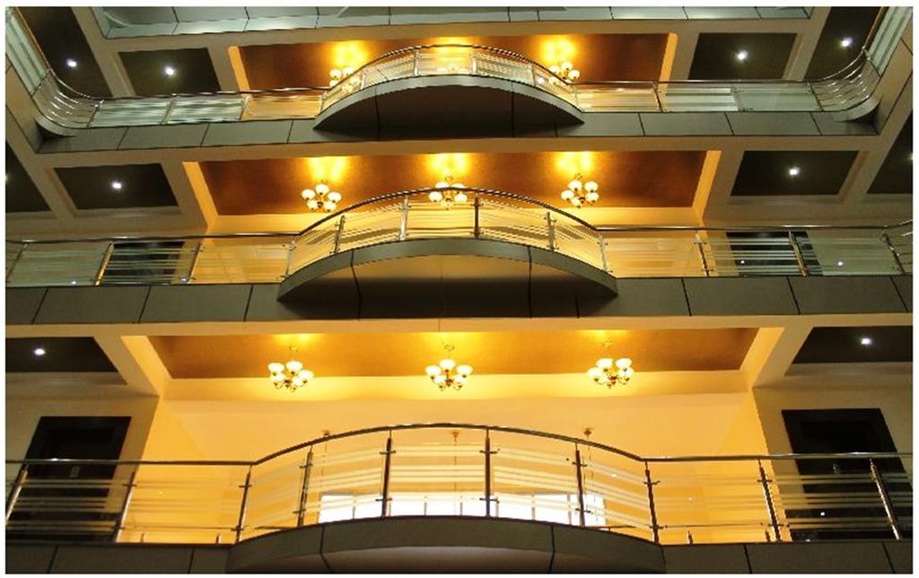 ホテルPalette - Solar Residency Srīnagar エクステリア 写真